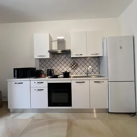 Algiò *